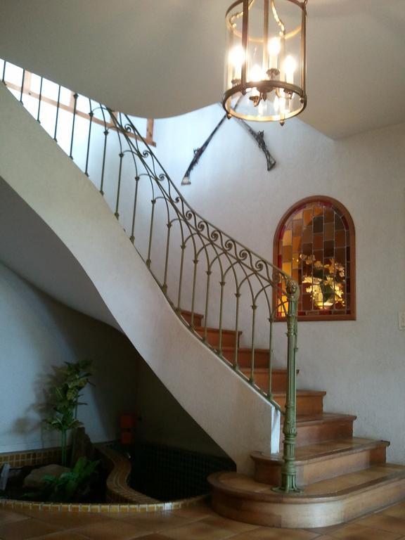 Bed and Breakfast Mas Du Trezon Шоле Экстерьер фото